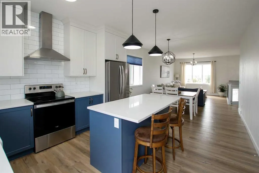 7 Thayer Close