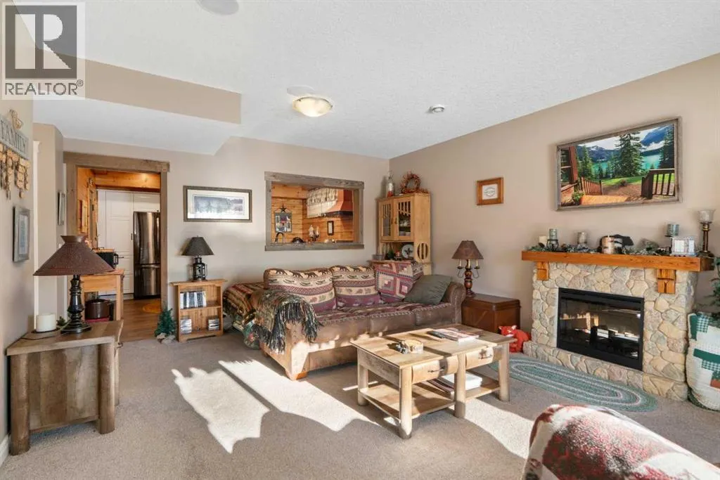 121 Heritage Hill