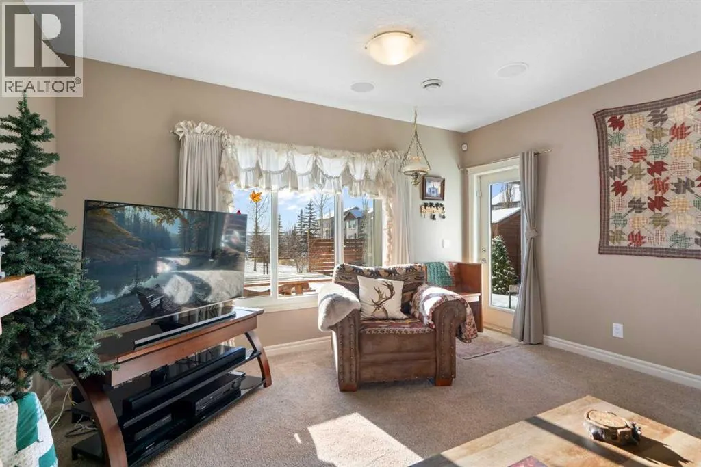 121 Heritage Hill