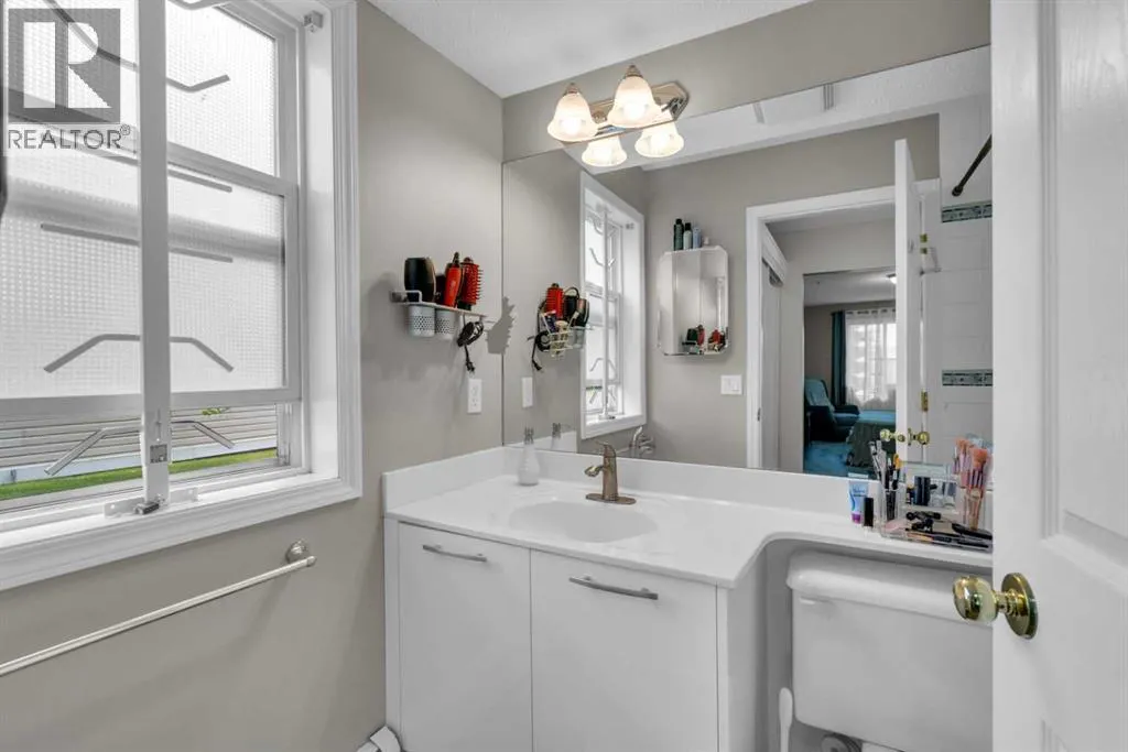 1113, 11 Chaparral Ridge Drive SE