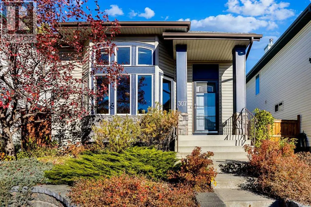 307 Arbour Grove Close NW