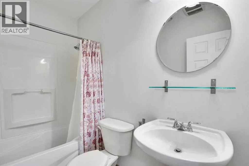 307 Arbour Grove Close NW