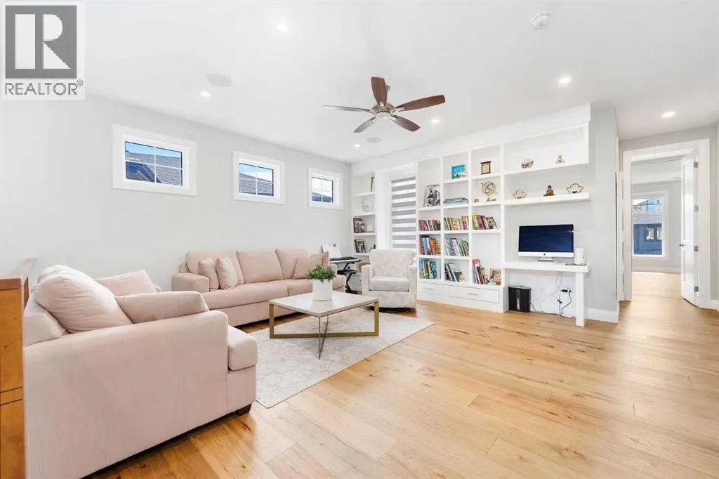 128 Hampstead Mews NW