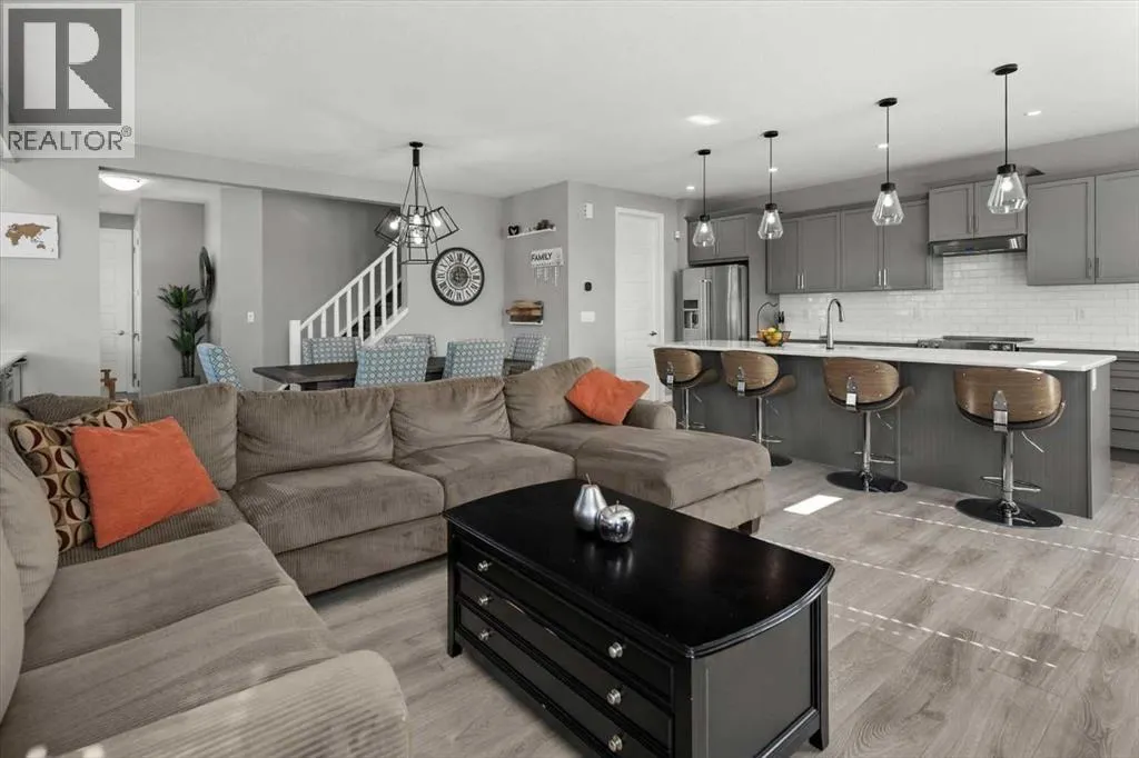 62 Carrington Manor NW