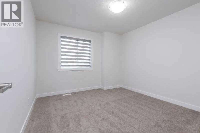 33 Walcrest Lane SE