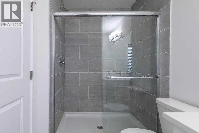 33 Walcrest Lane SE