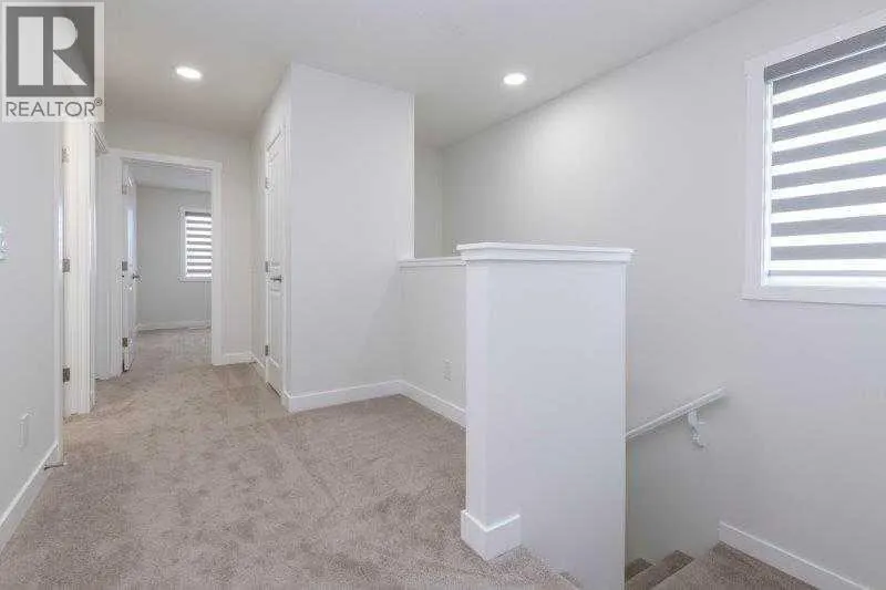 33 Walcrest Lane SE