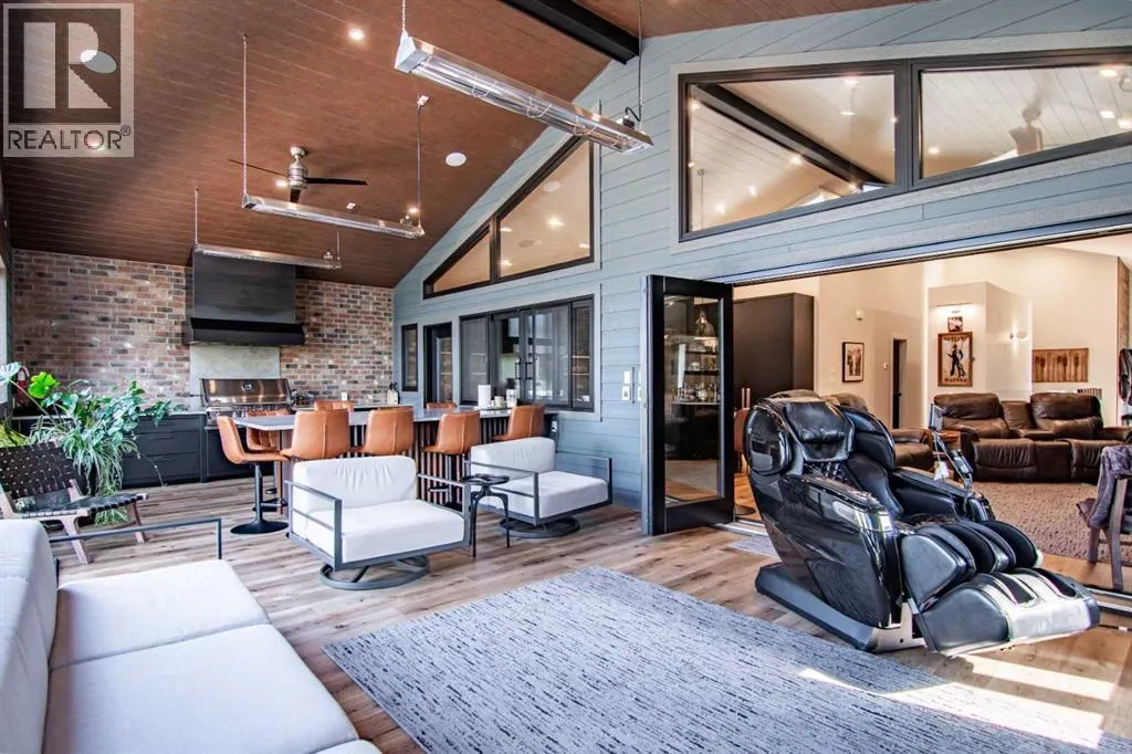 3417 Lakeshore Drive