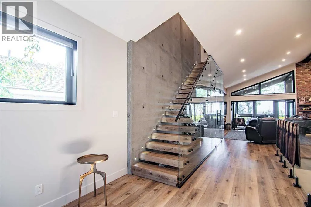 3417 Lakeshore Drive