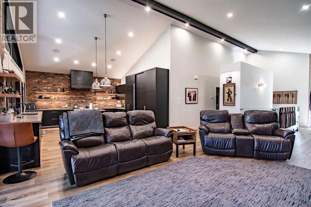 3417 Lakeshore Drive