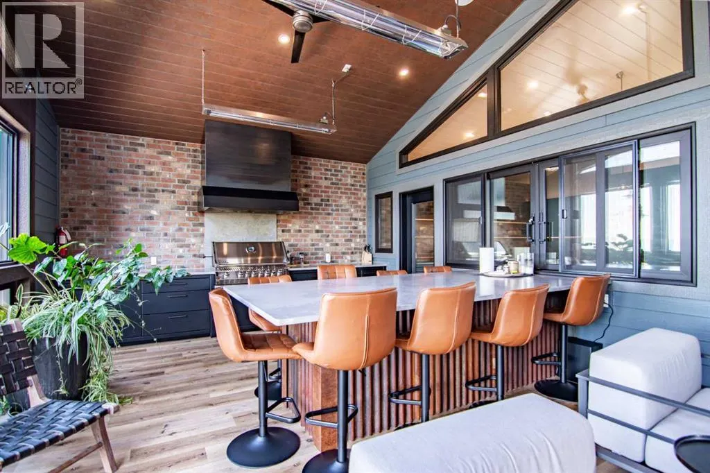 3417 Lakeshore Drive