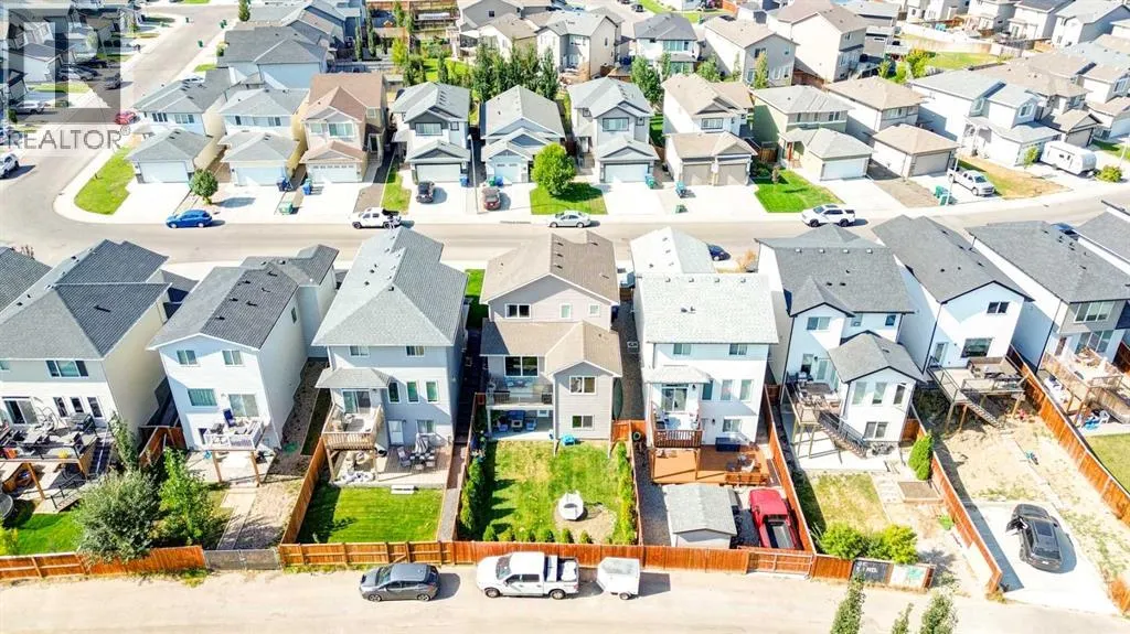 563 Moonlight Lane