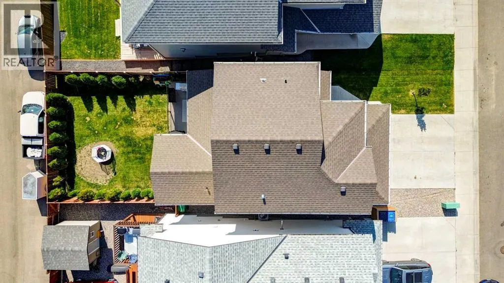 563 Moonlight Lane