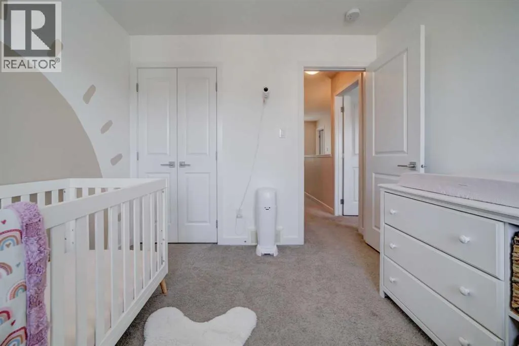 563 Moonlight Lane