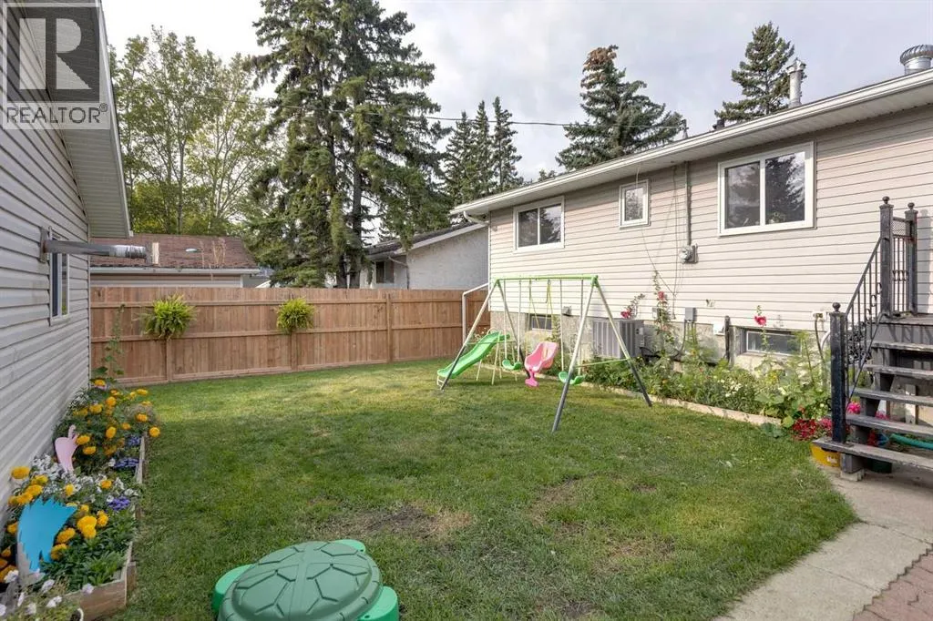 228 Penbrooke Way SE