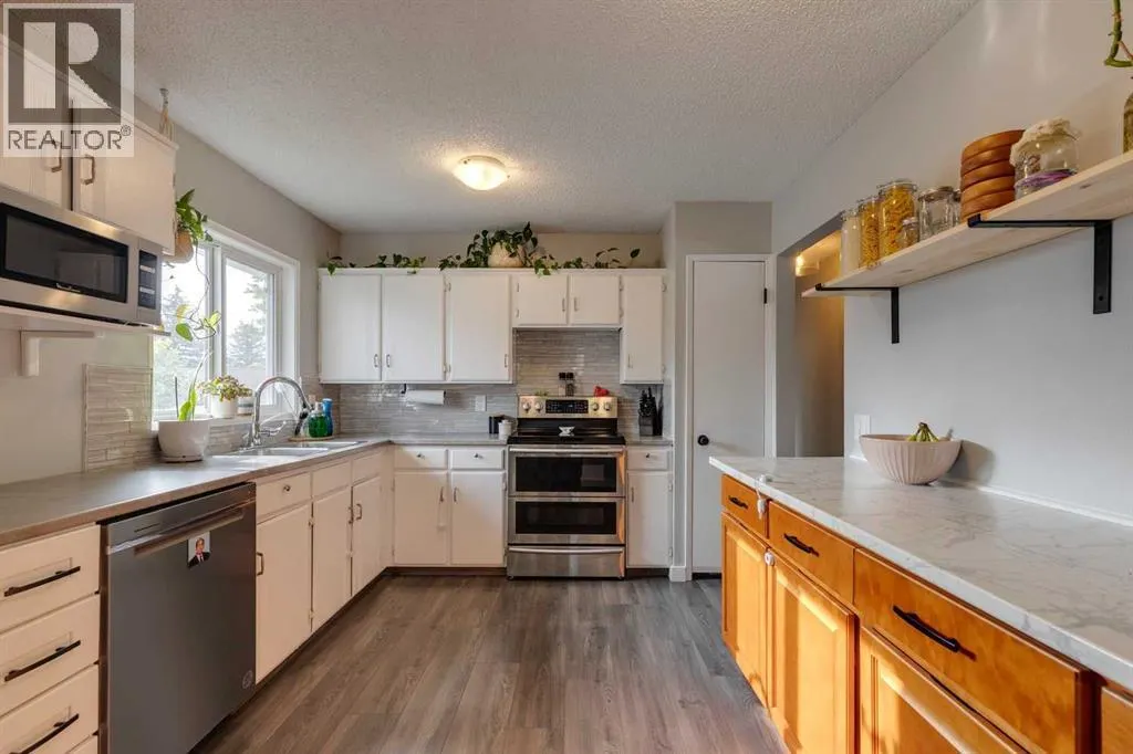228 Penbrooke Way SE