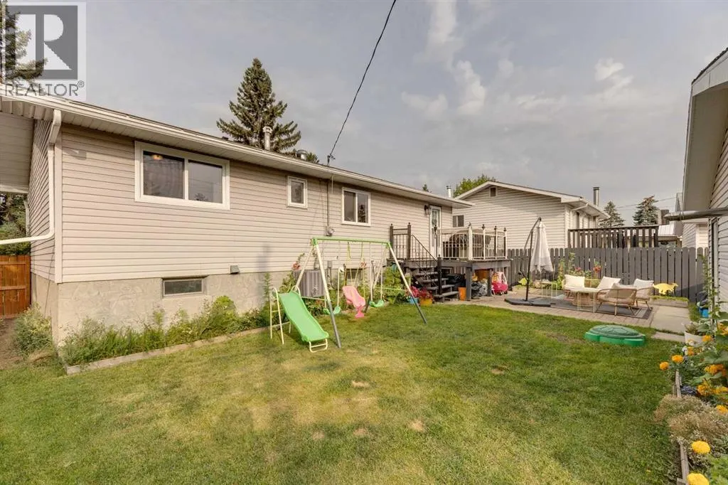 228 Penbrooke Way SE