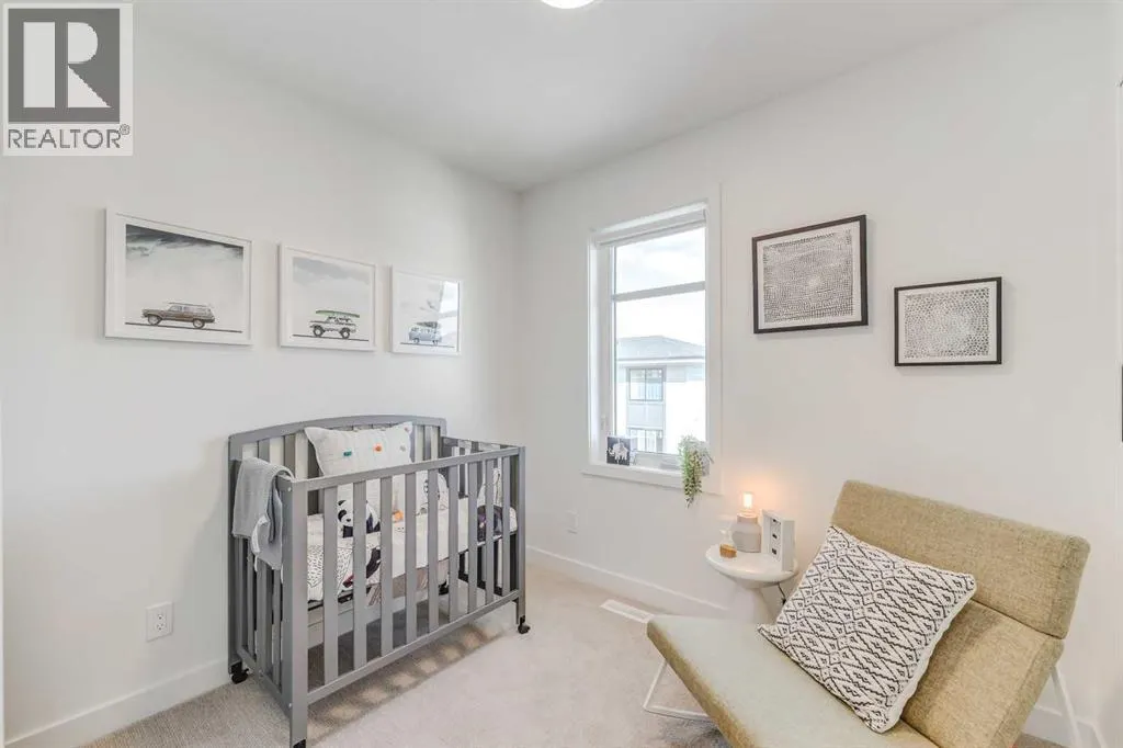 #309, 857 Belmont Drive SW