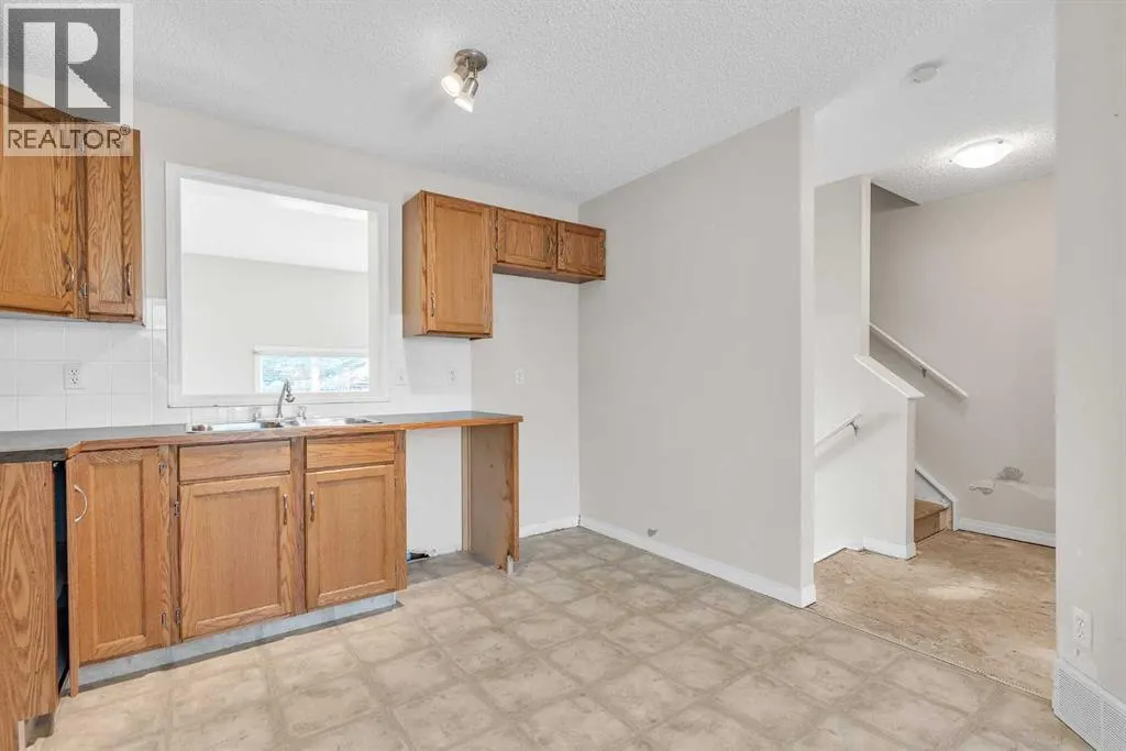 125 COPPERFIELD Lane SE