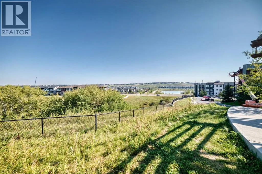 2, 8 Sage Hill Terrace NW