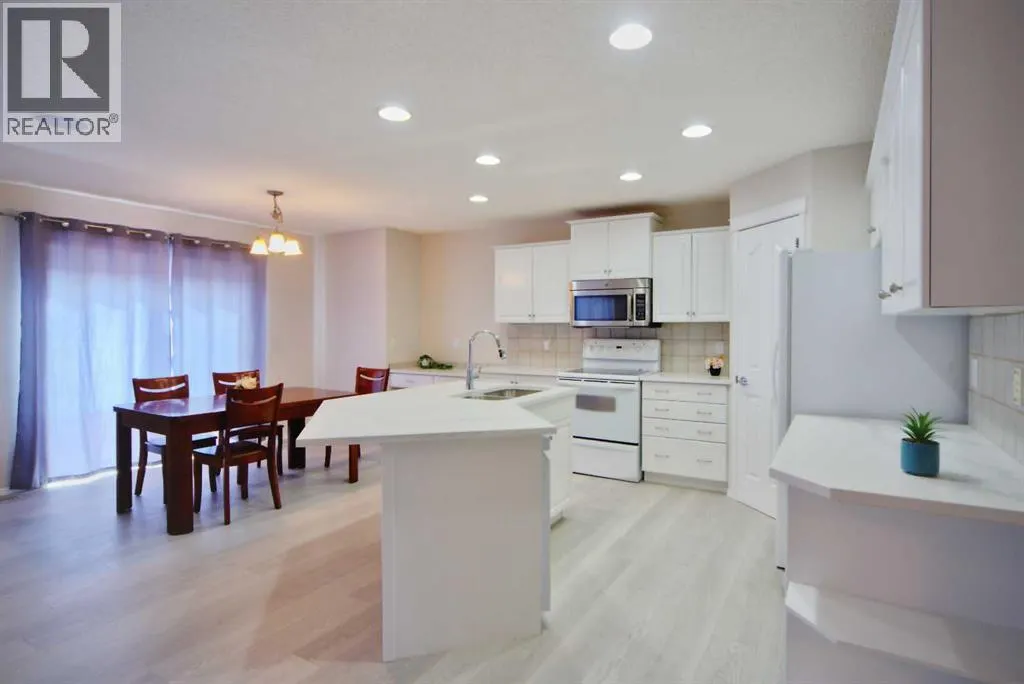 133 Panamount Court NW