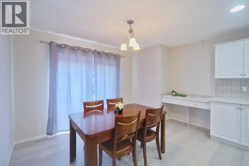133 Panamount Court NW