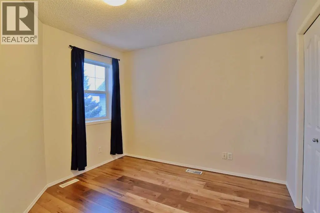 133 Panamount Court NW