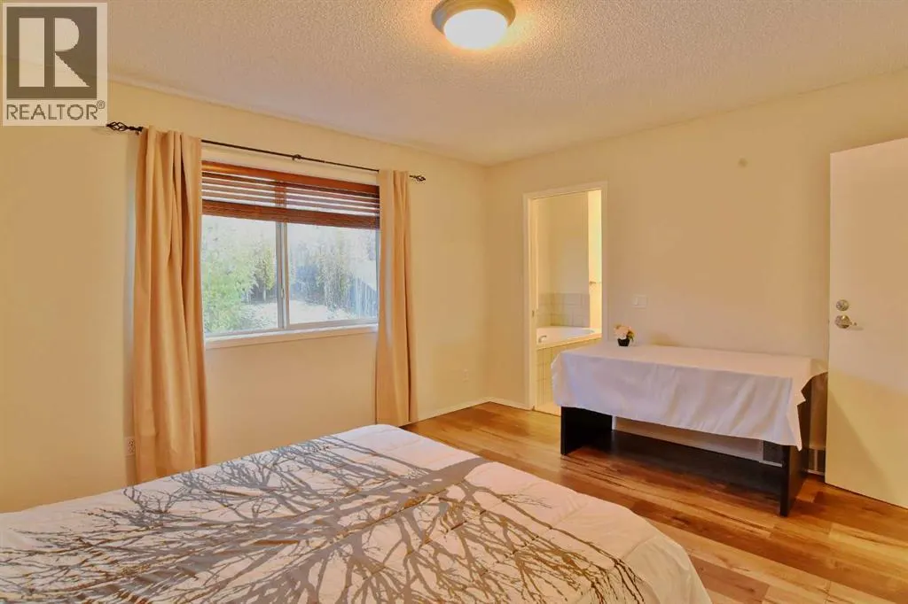 133 Panamount Court NW
