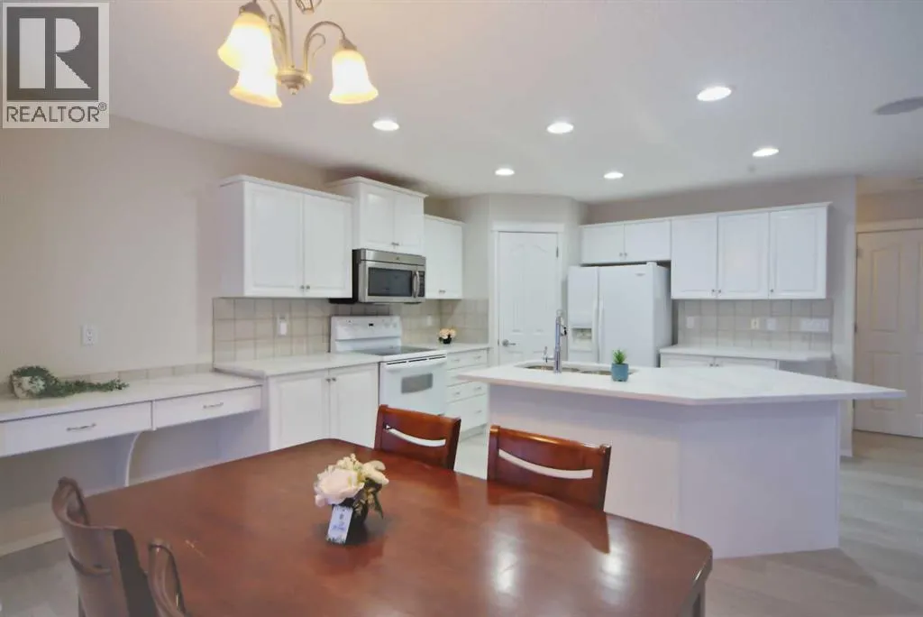 133 Panamount Court NW