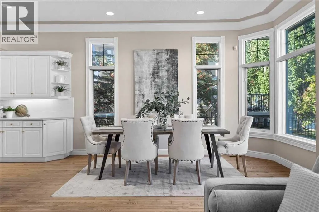 82 Arbour Crest Mount NW
