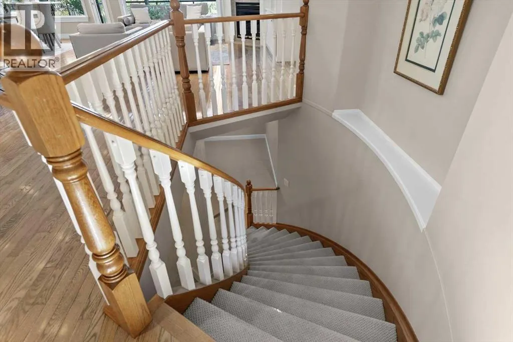82 Arbour Crest Mount NW