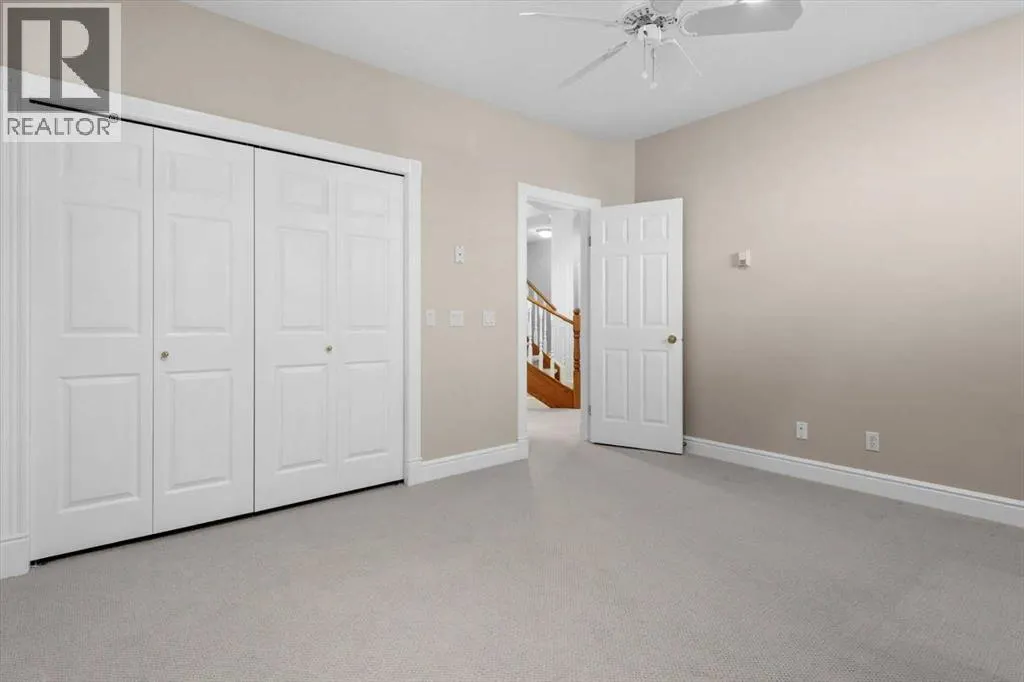 82 Arbour Crest Mount NW