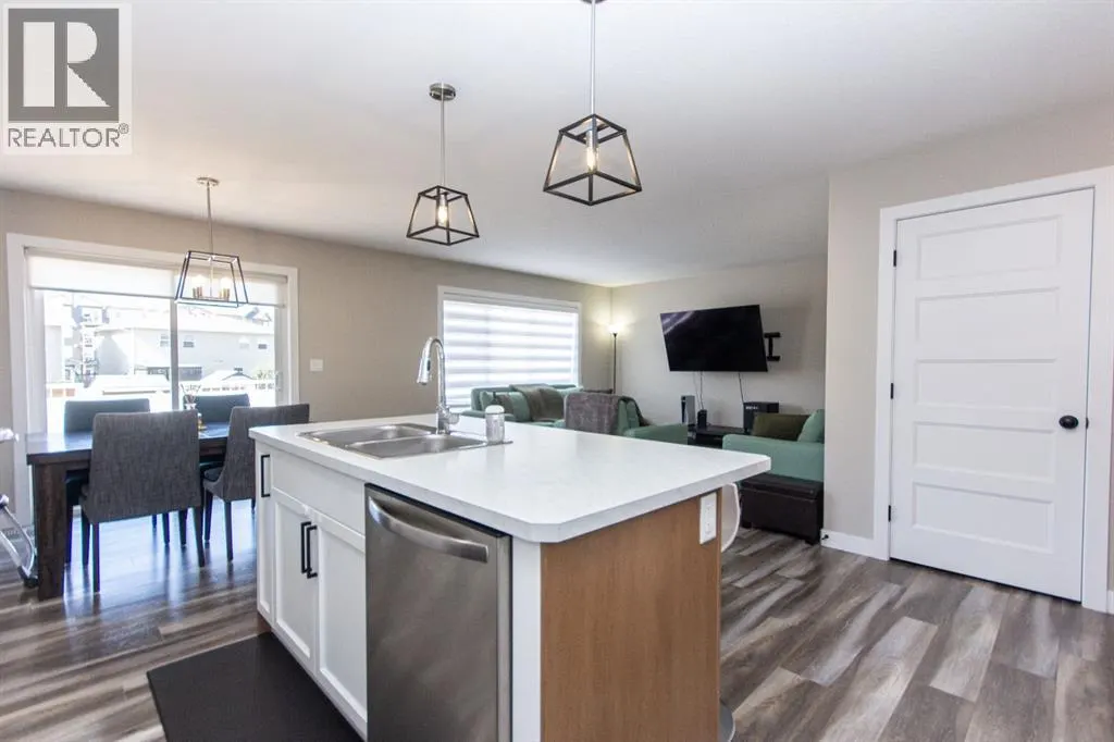 30 Travis Close