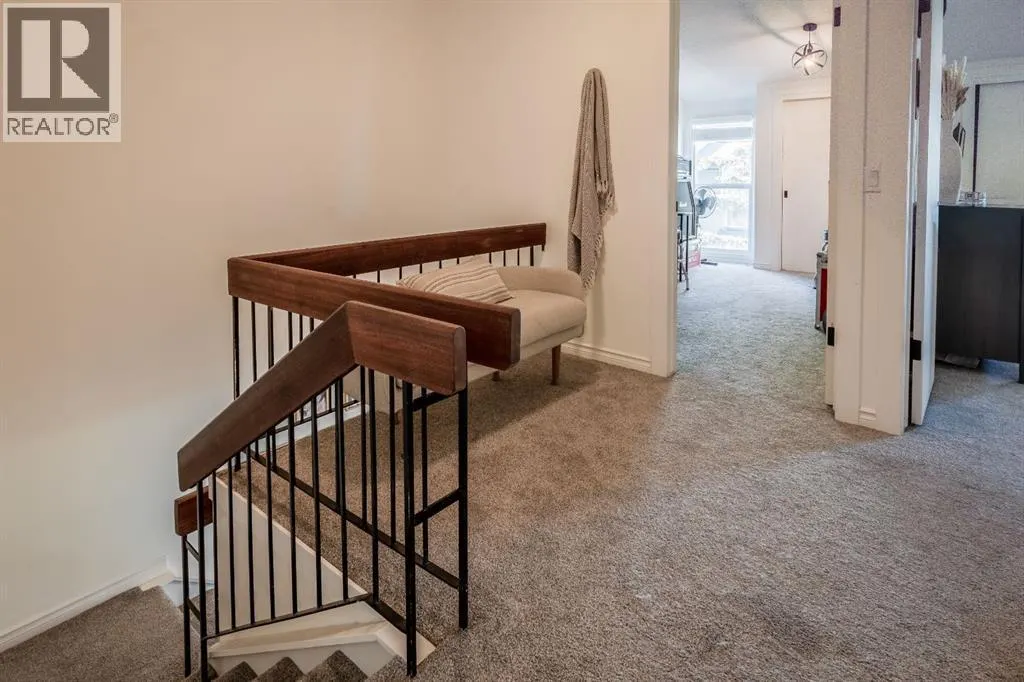 396 Brae Glen Crescent SW