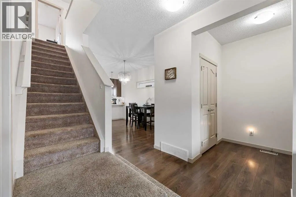 107 MASTERS Heights SE