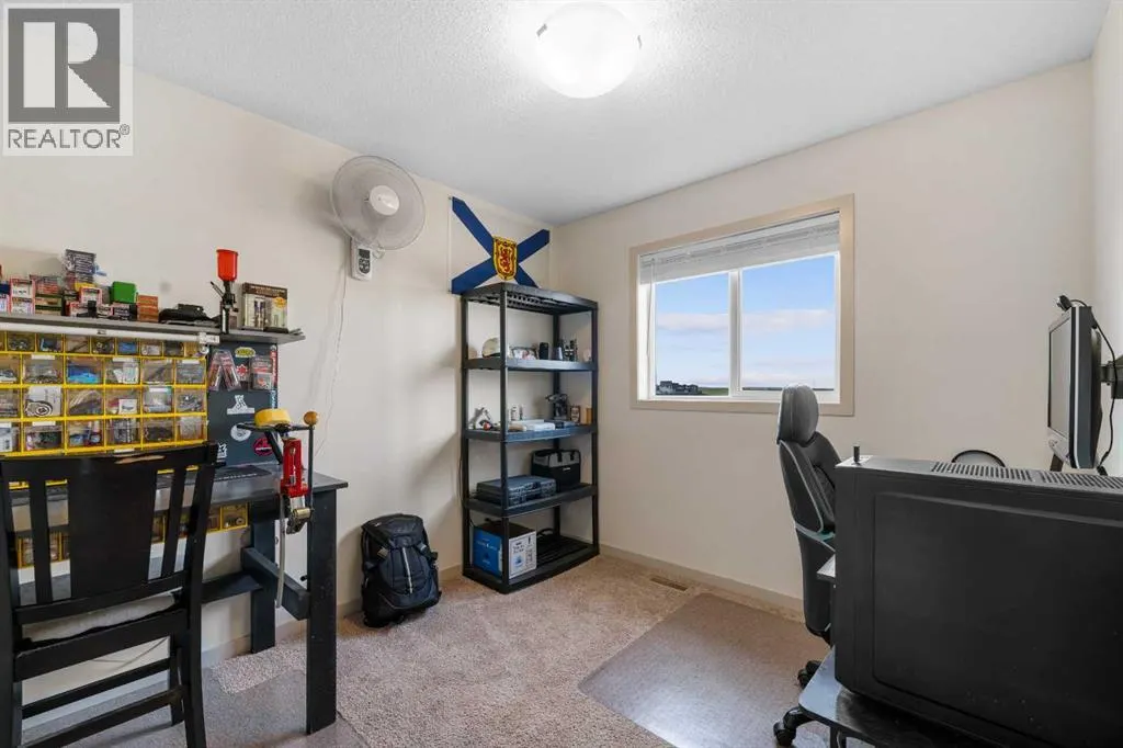 107 MASTERS Heights SE