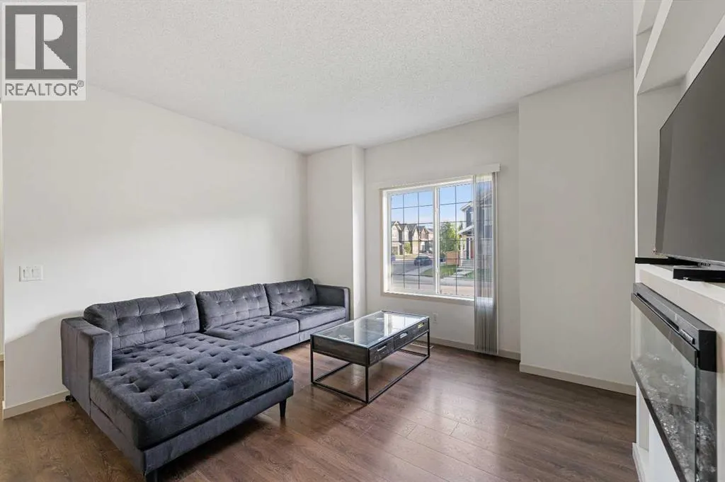 107 MASTERS Heights SE