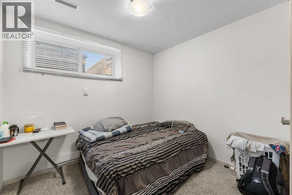 107 MASTERS Heights SE