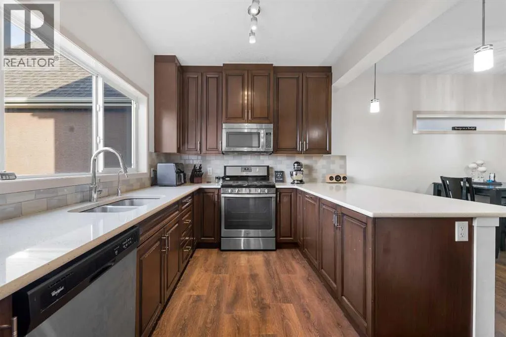107 MASTERS Heights SE