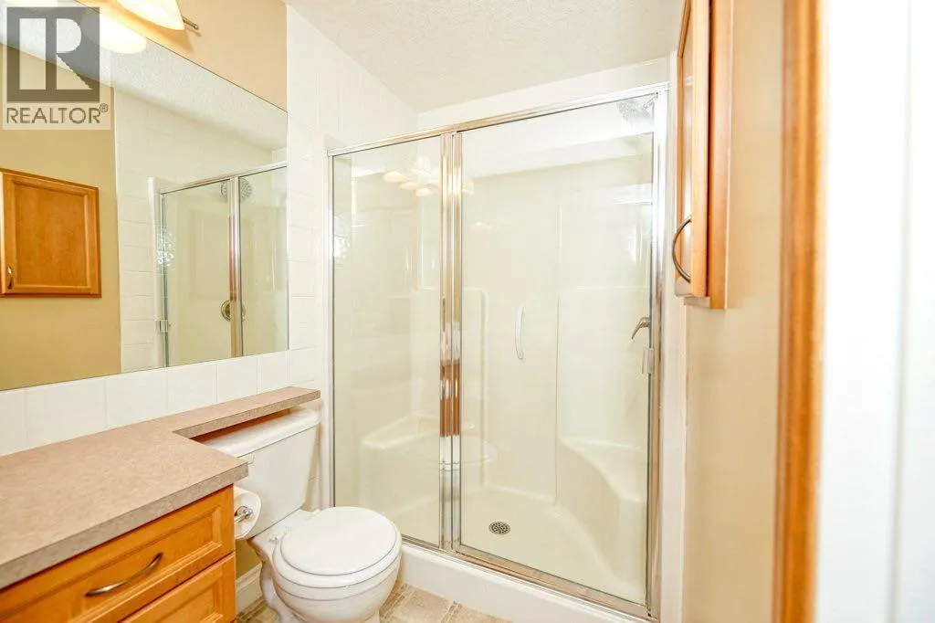 24 Cougar Ridge Mews SW