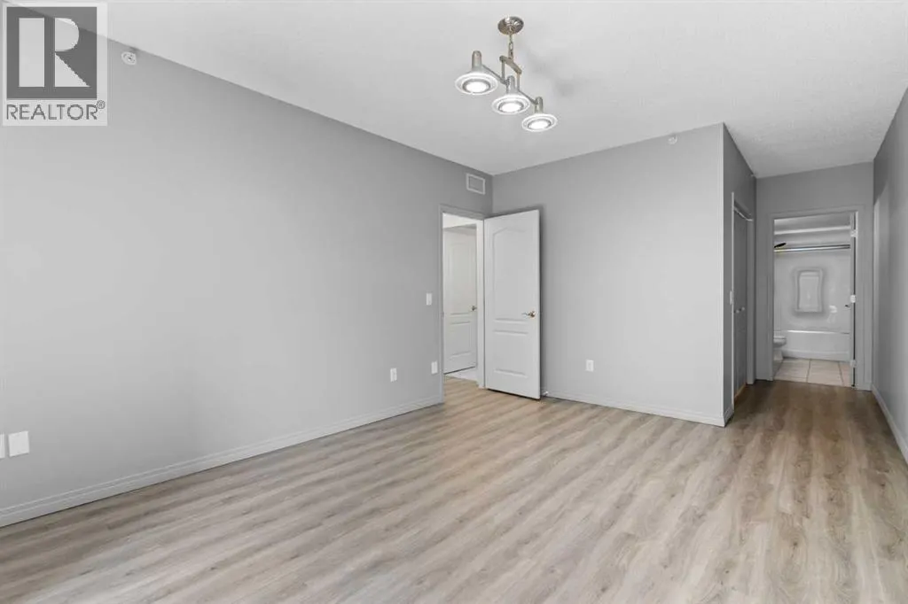 307, 114 15 Avenue SW