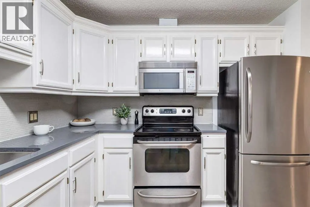 11011 Oakfield Drive SW