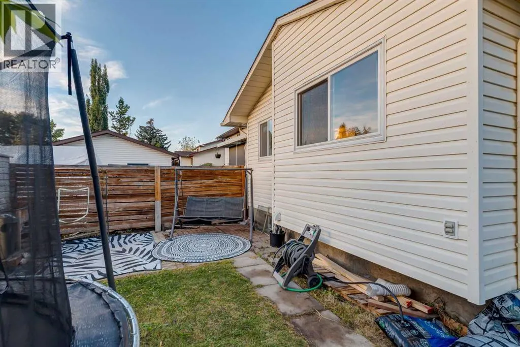 11011 Oakfield Drive SW