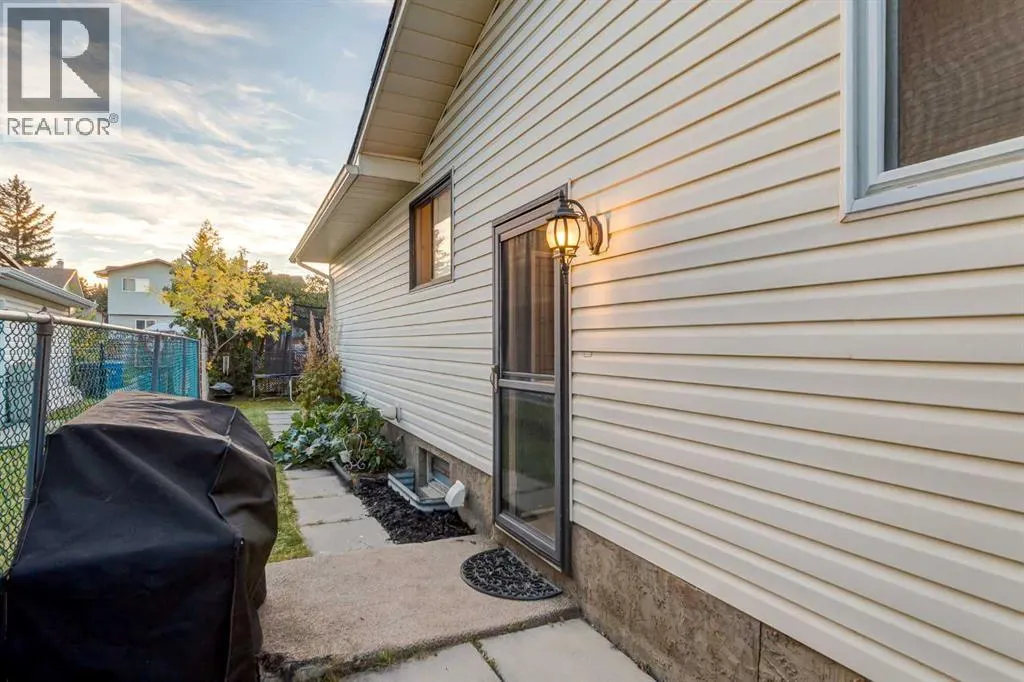 11011 Oakfield Drive SW
