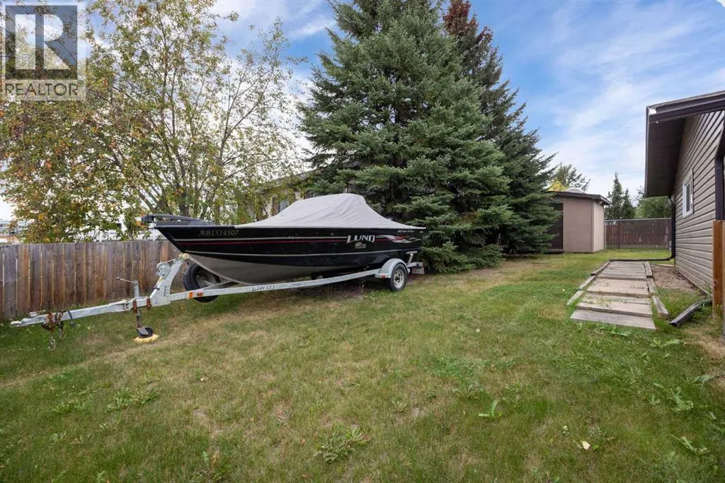 206 Leigh Crescent