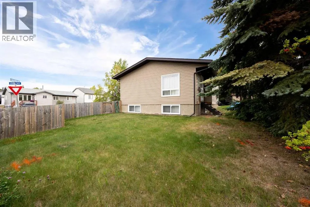206 Leigh Crescent
