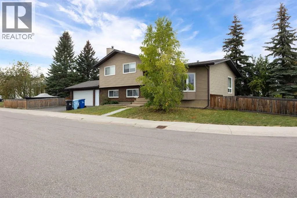 206 Leigh Crescent
