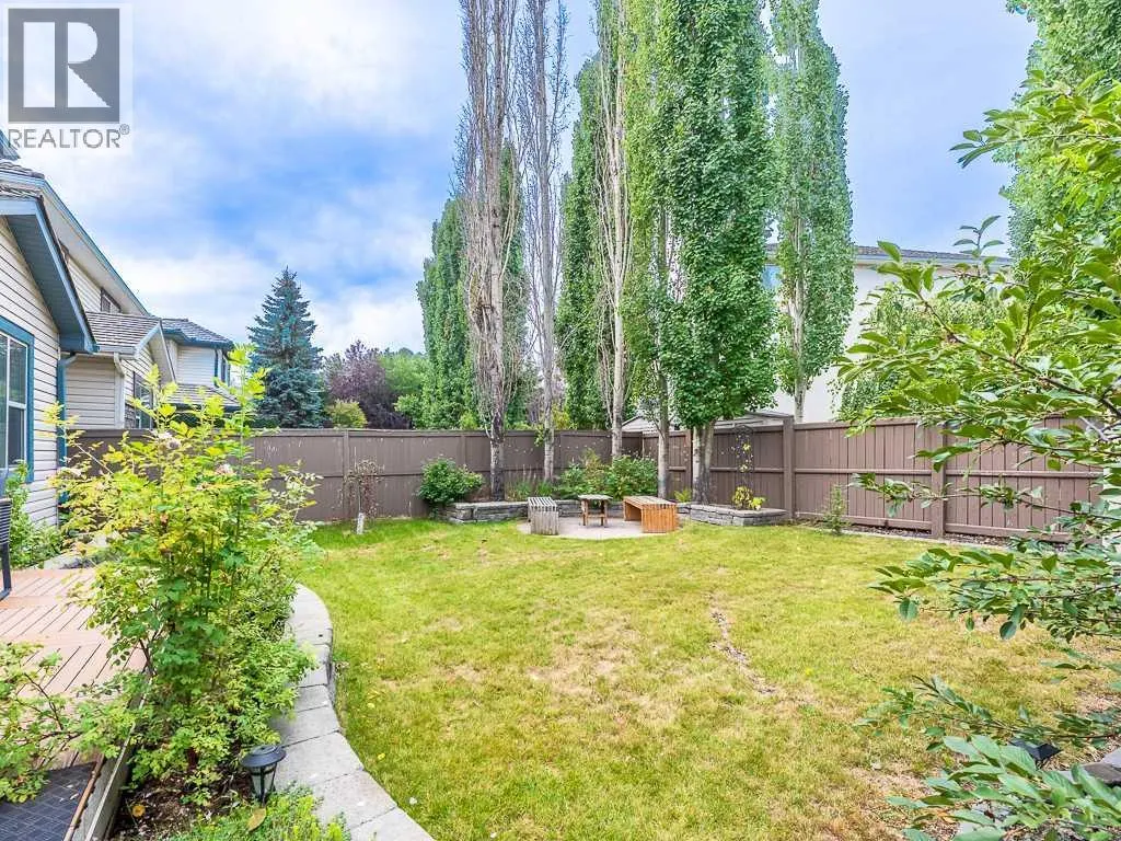 208 Mt Brewster Circle SE