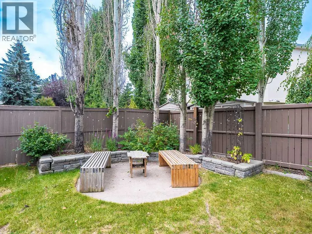 208 Mt Brewster Circle SE