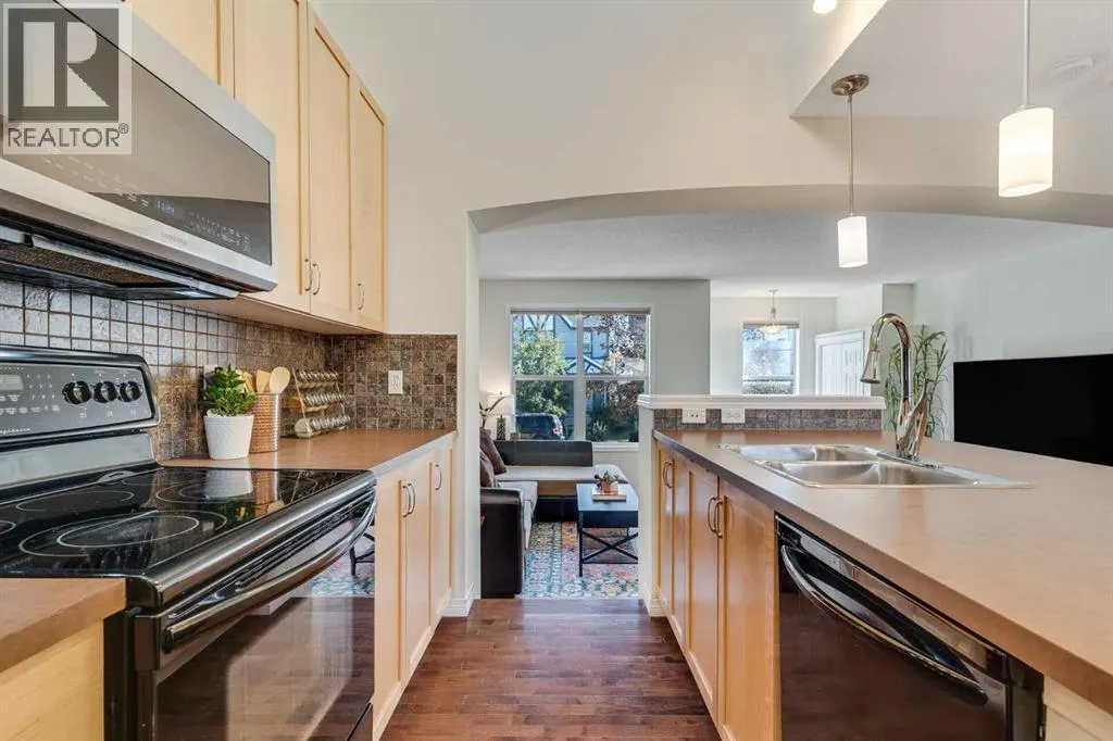 2066 New Brighton Gardens SE